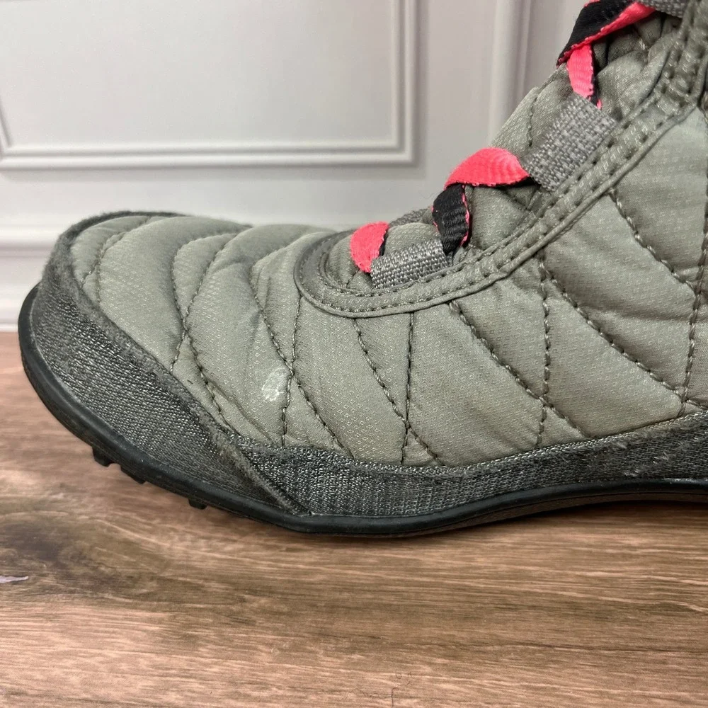 Columbia‎ Minx Mid III Snow Boots Big Girls Grey Pink Waterproof Quilted Size 3